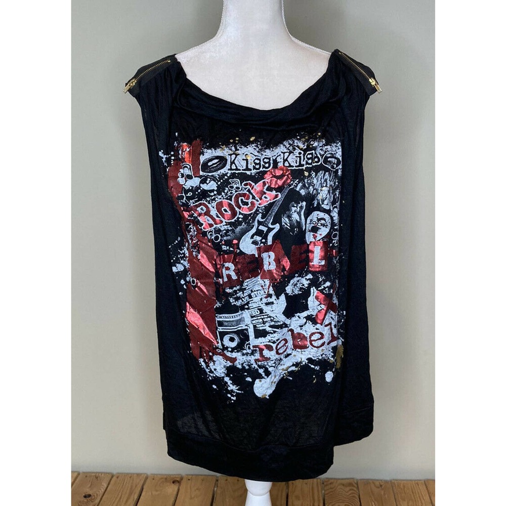 NWT RETRO DOLL Zip Shoulder Graphic Muscle Tee